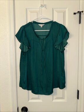 LC Lauren Conrad Emerald Green Ruffle Sleeve Tie-Neck Blouse